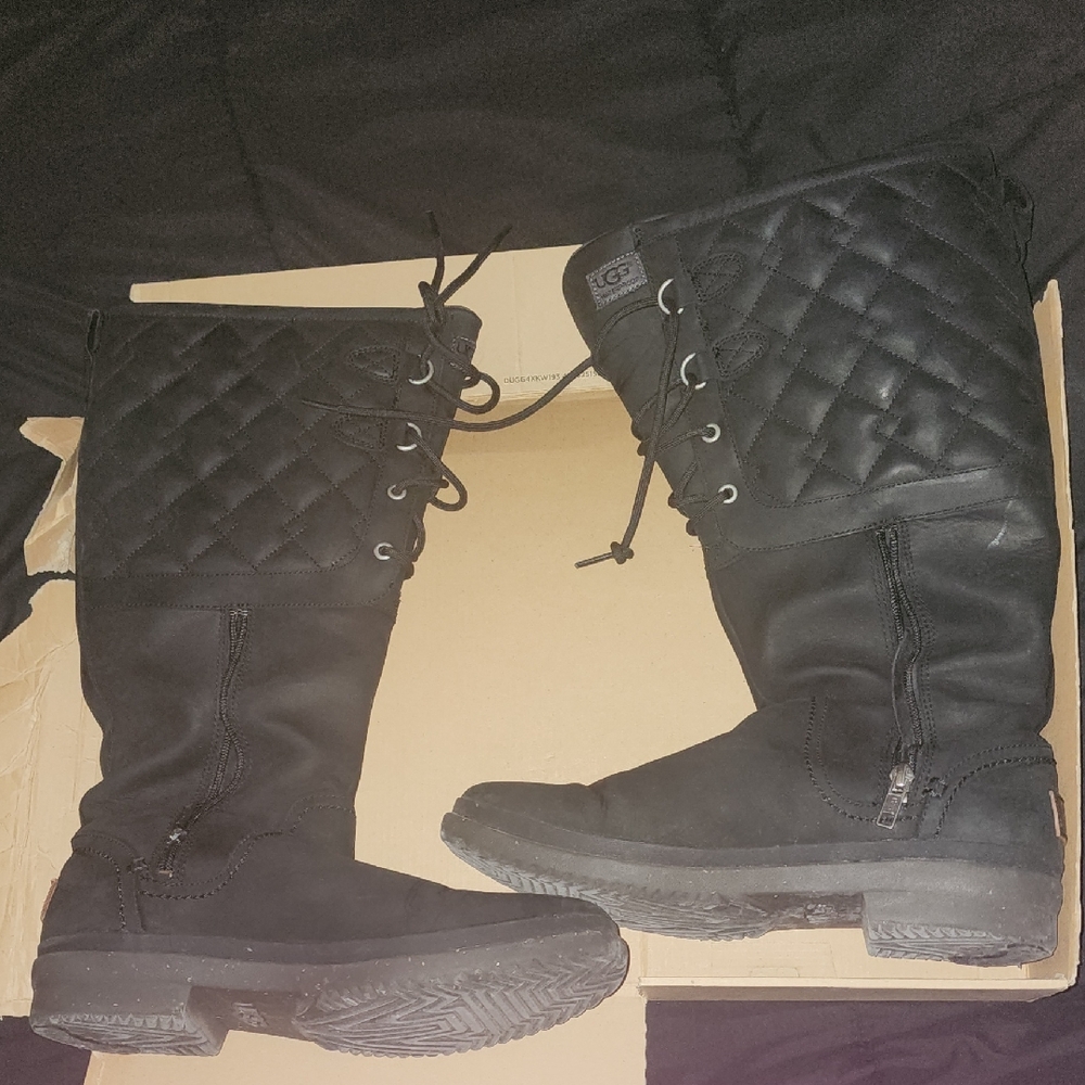 UGG Black Lace Up Quilted Boots
